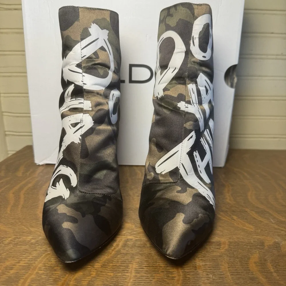 ALDO Oceani Camo Graffiti Clear Heel Ankle Boots Women's US 6 w/ Box